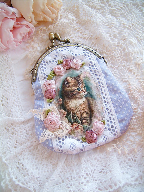 Vintage Cat Coin Purse with Kiss Lock, Handmade Shabby Chic Kitten Pouch, Cotton Canvas Quilted Makeup Bag with Metal Clasp & Ribbon Roses - Sweet Dream Rose