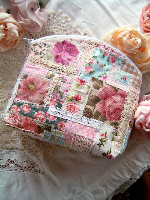 Romantic Vintage Floral Quilted Cosmetic Bag - Sweet Dream Rose